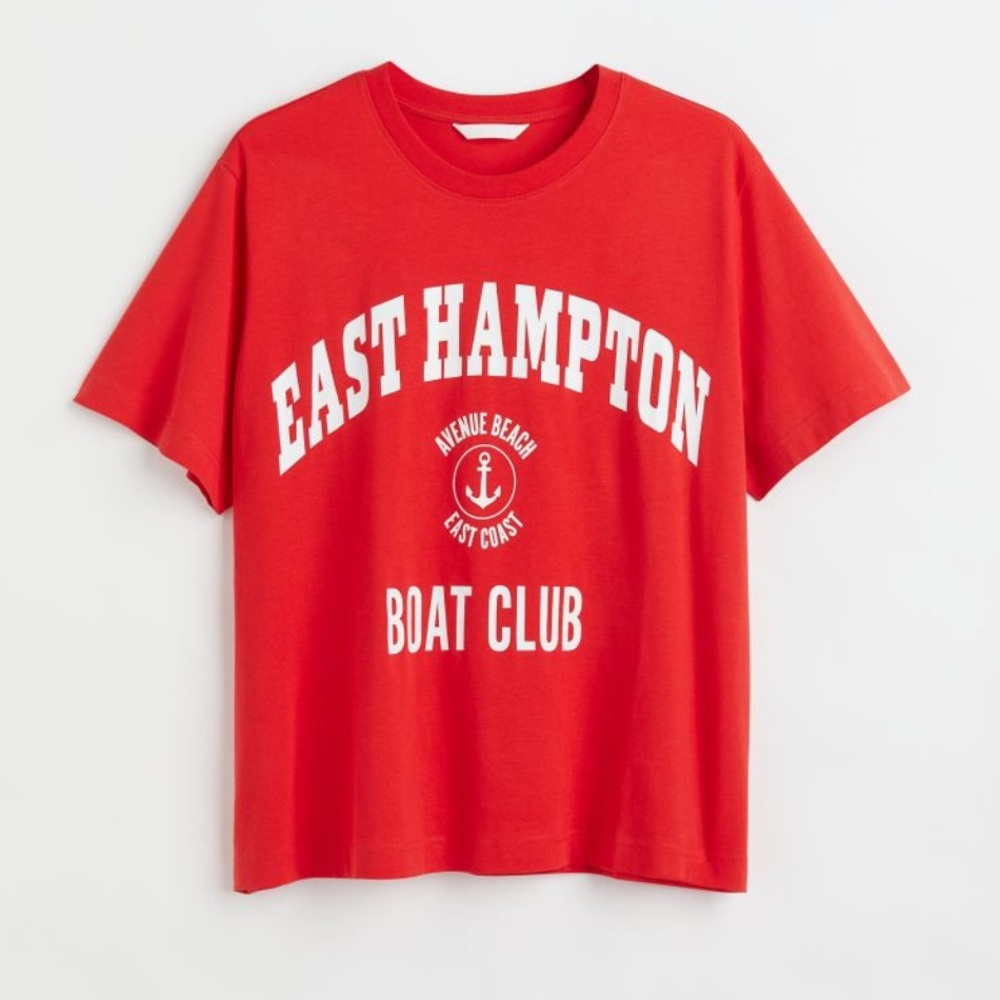 Graphic tee